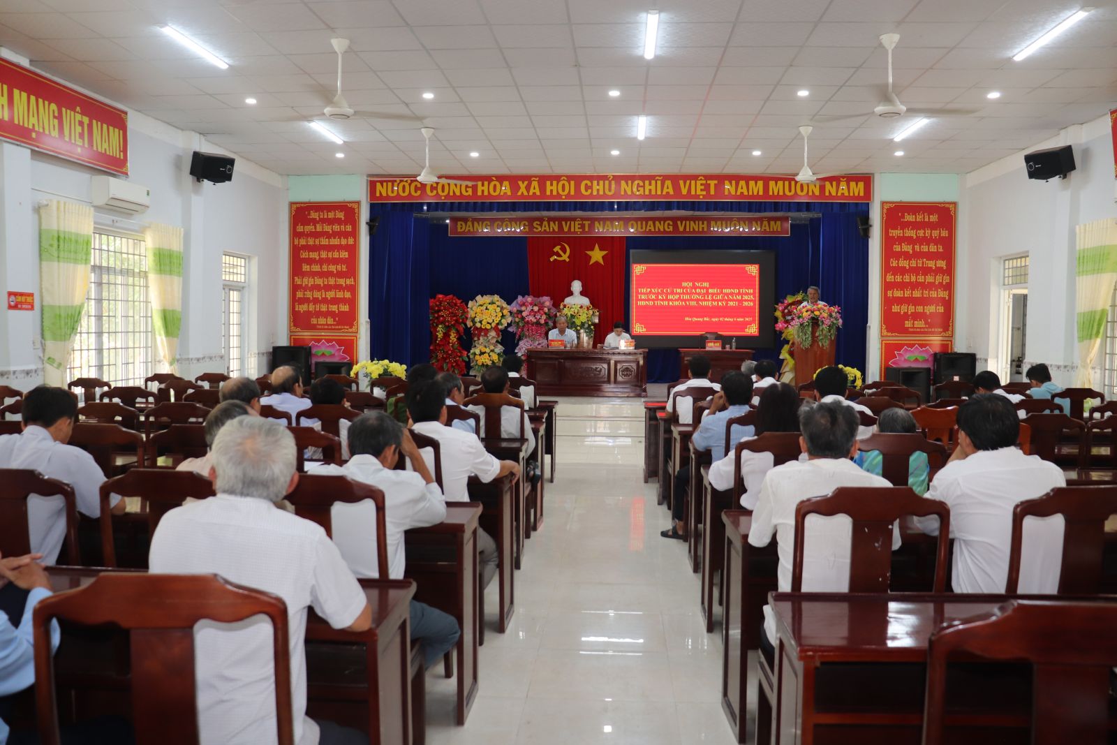 Đại biểu HĐND tỉnh tiếp xúc cử tri Hòa Quang Bắc trước kỳ họp thường lệ giữa năm 2025